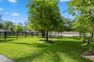 708 Rambling Drive Circle ~ Barn & Apartment