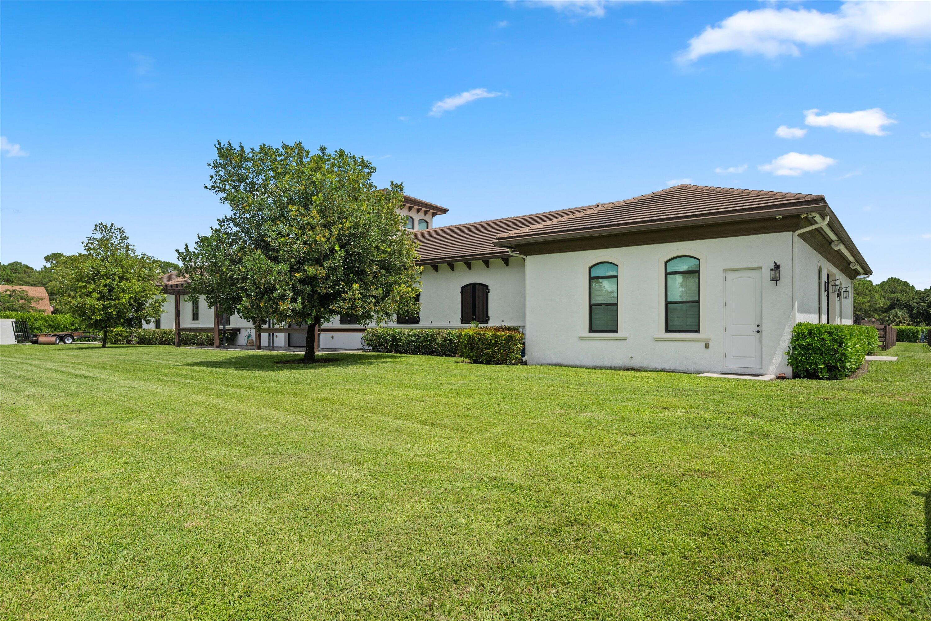 843 STALLION Drive
