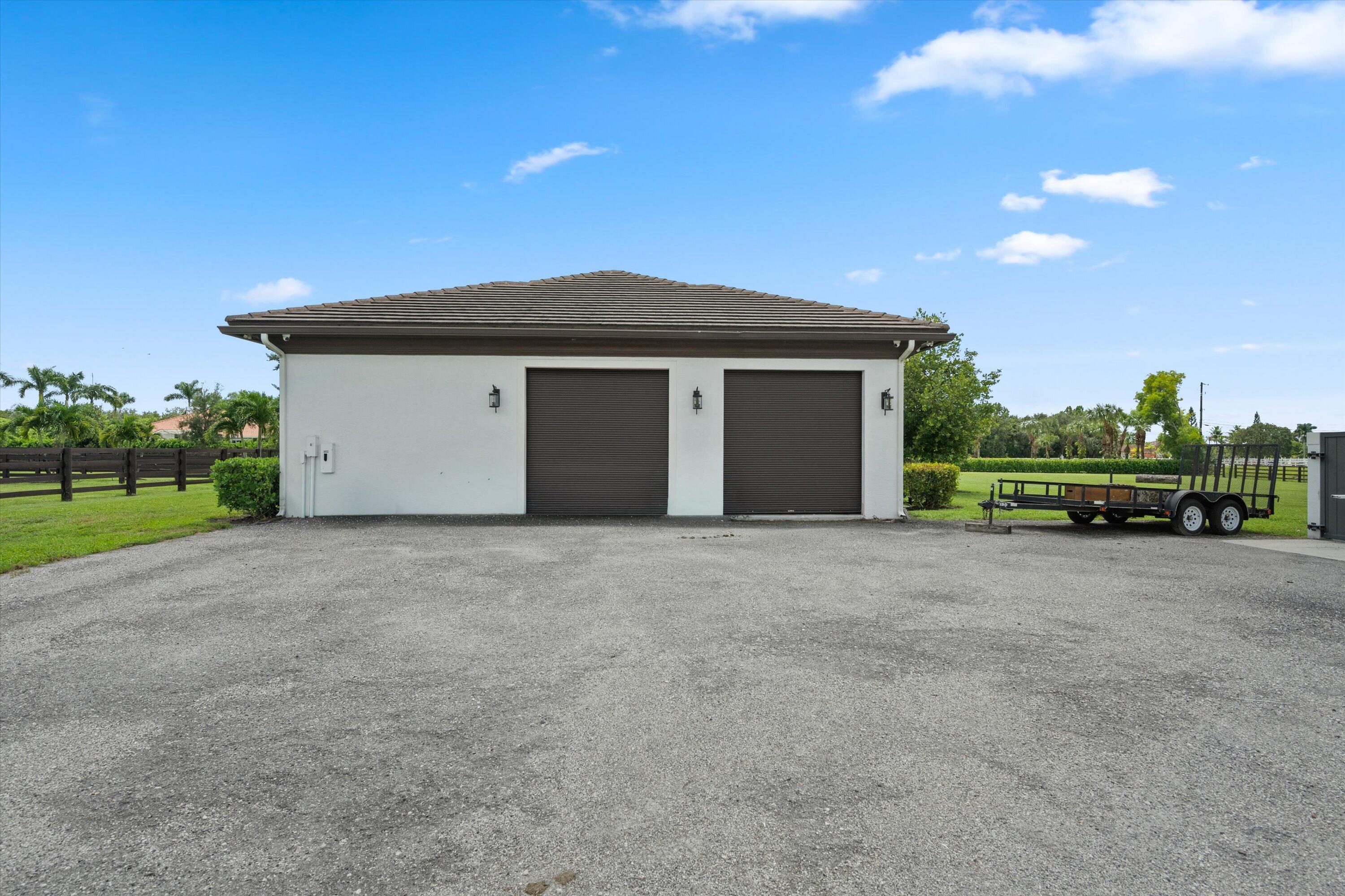 843 STALLION Drive