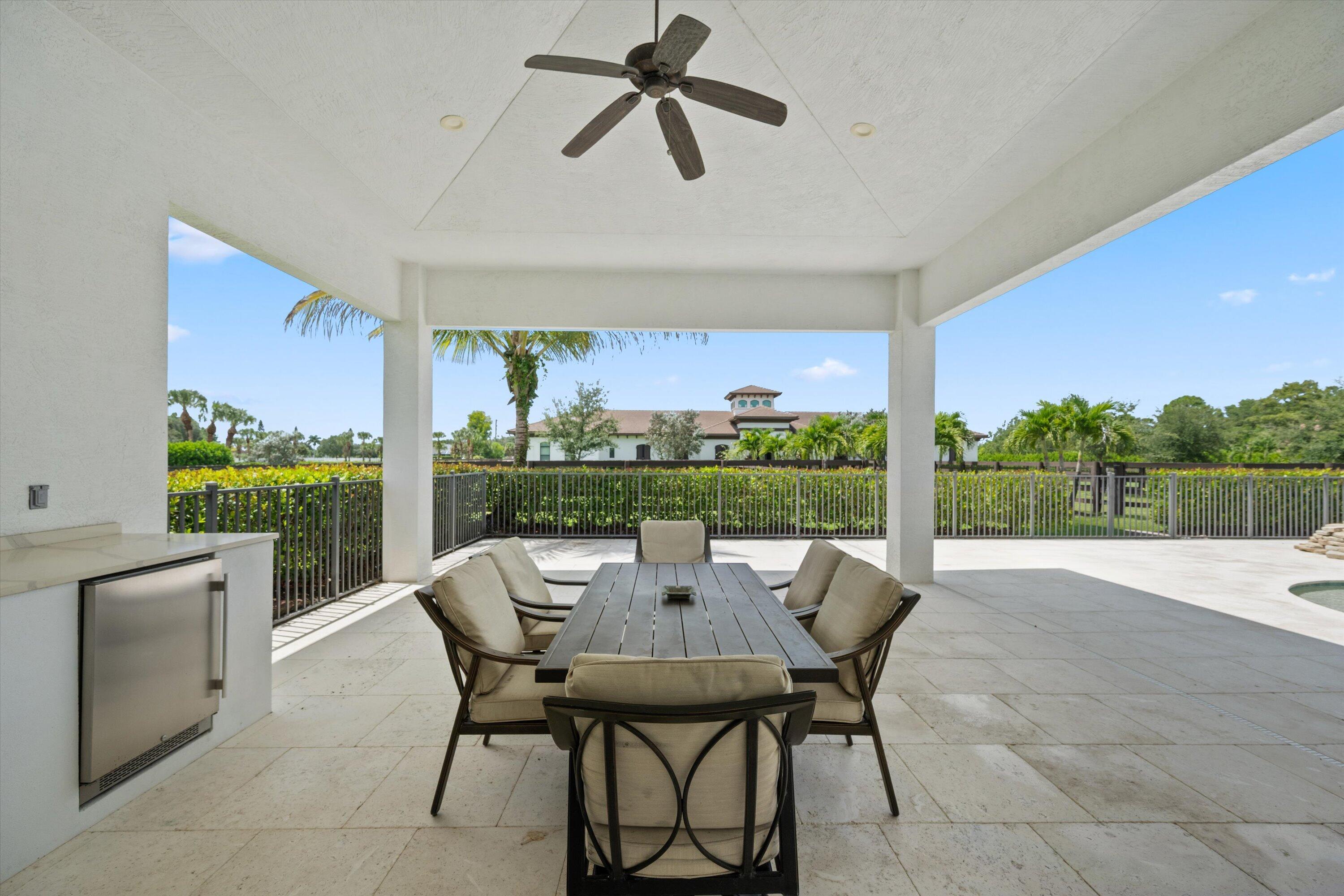 843 STALLION Drive