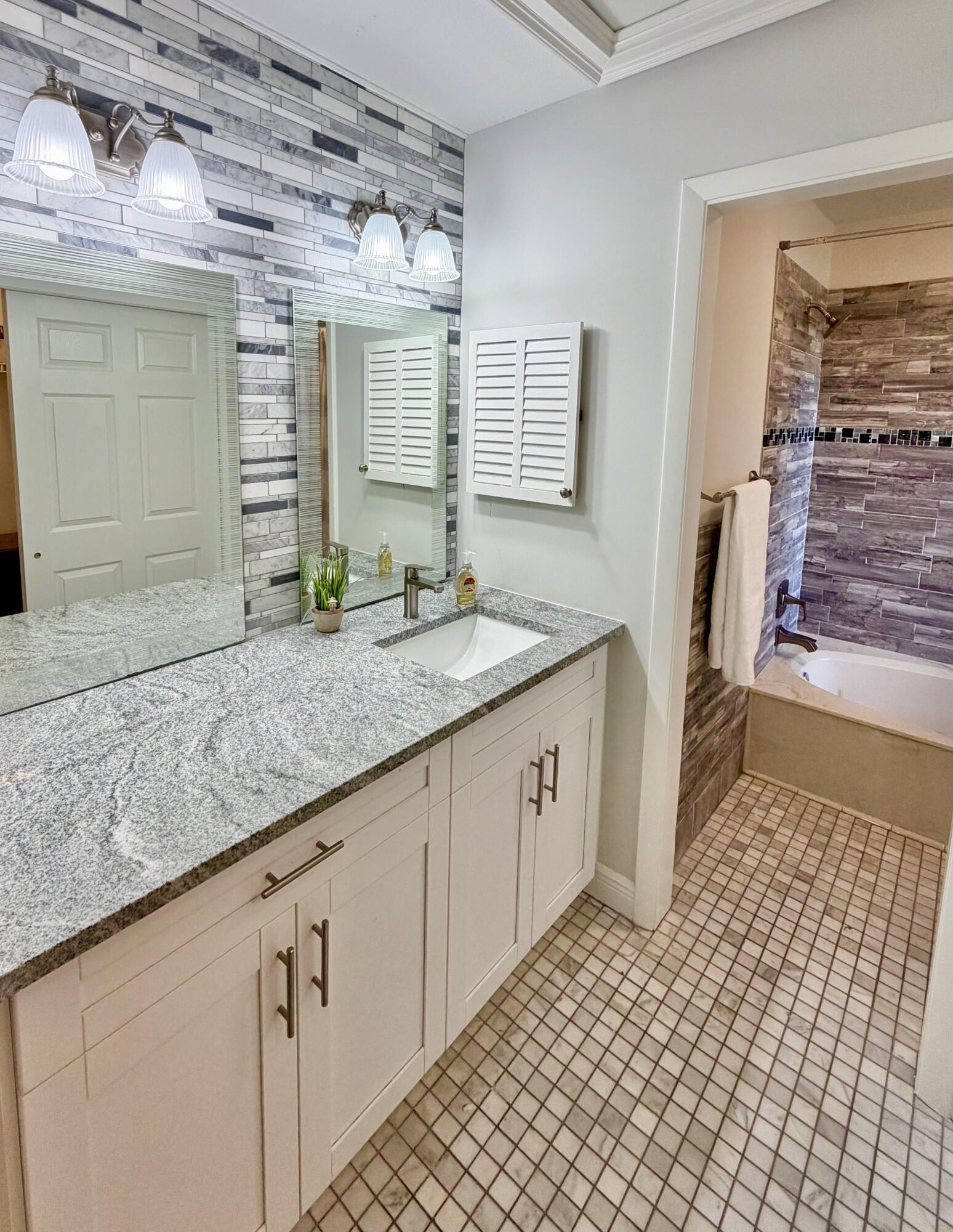 13135 Chadwick Court 8
