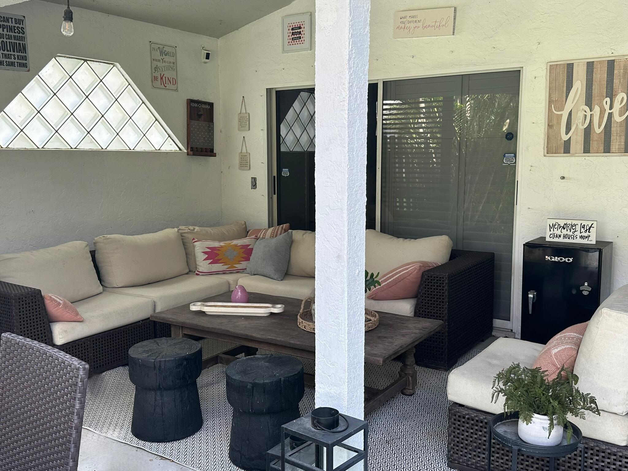 1011 Song Sparrow Lane