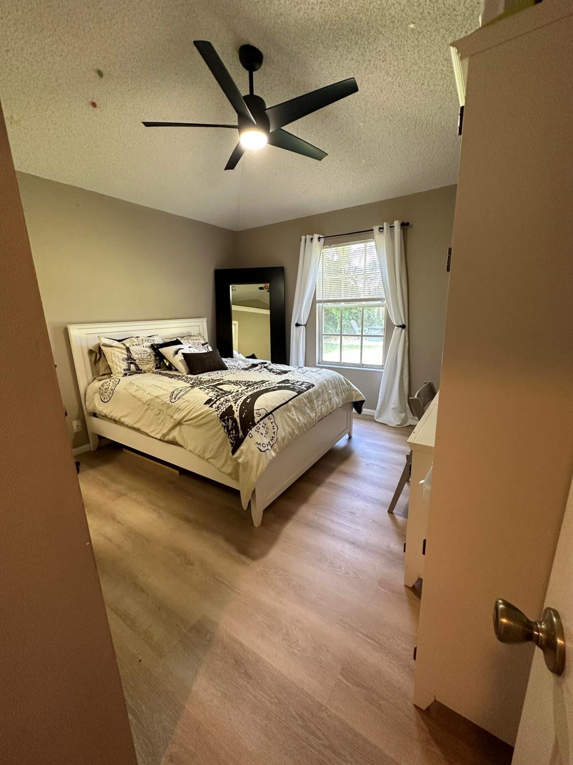 1011 Song Sparrow Lane