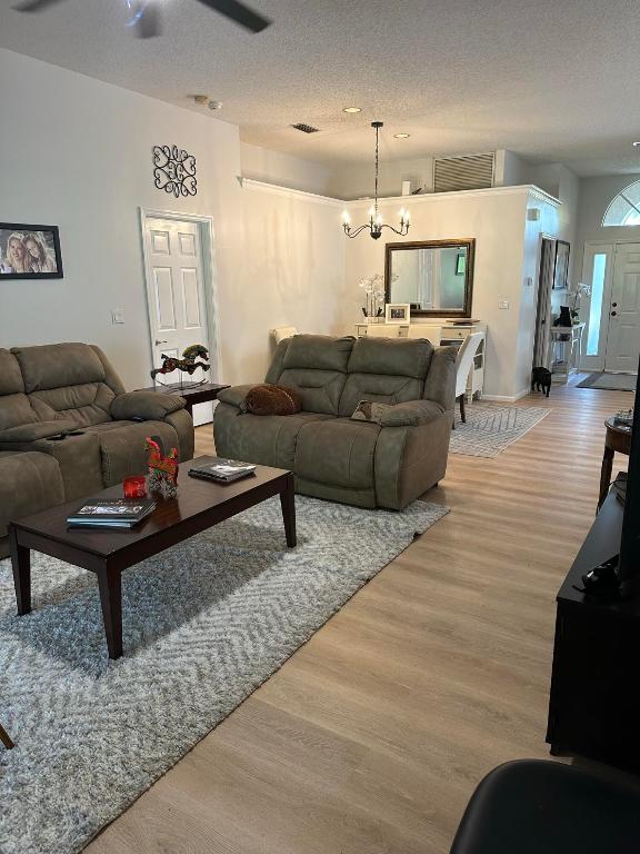 1011 Song Sparrow Lane