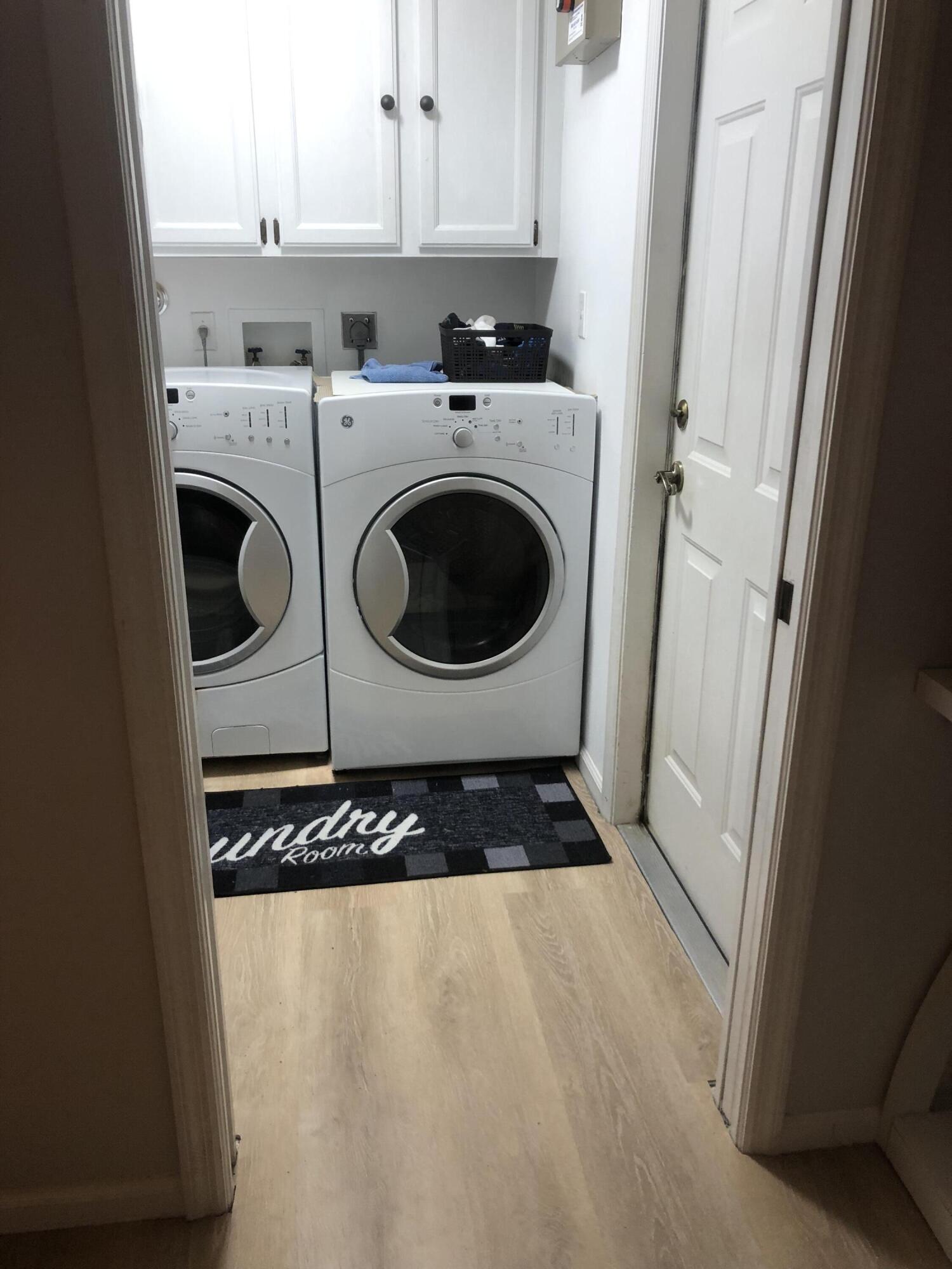 1011 Song Sparrow Lane