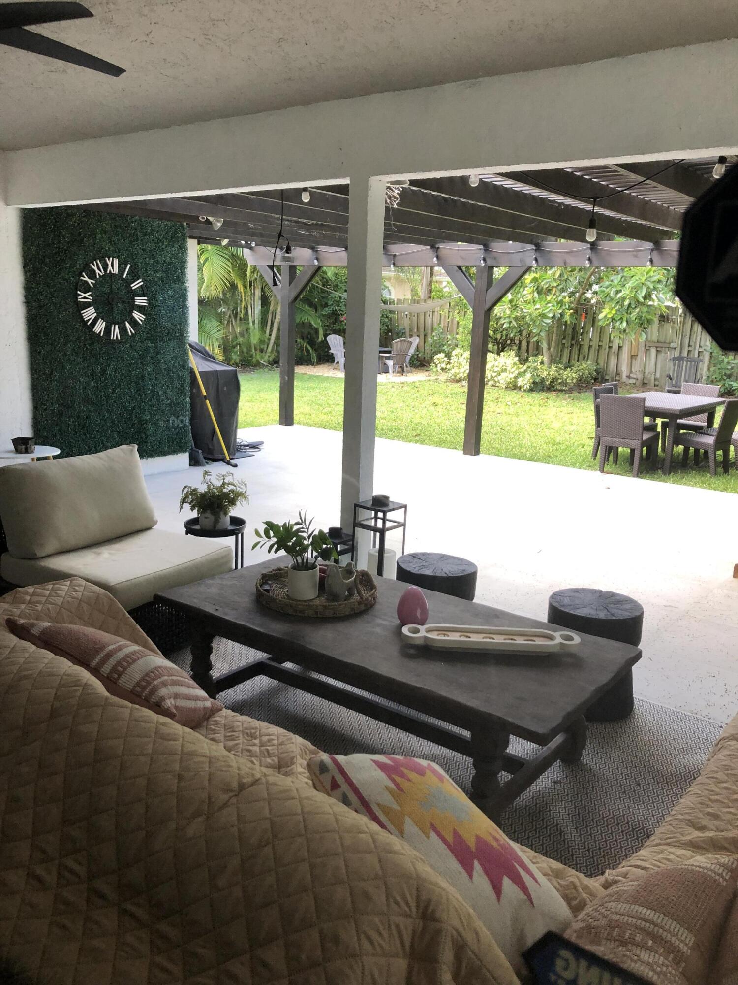 1011 Song Sparrow Lane