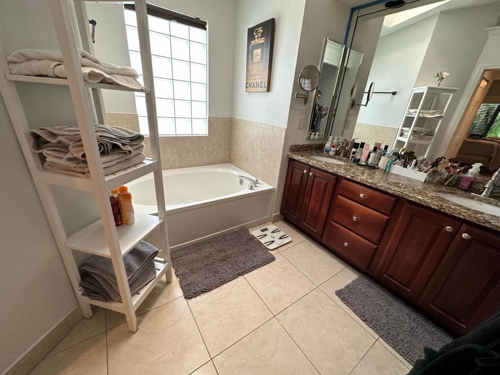 1011 Song Sparrow Lane