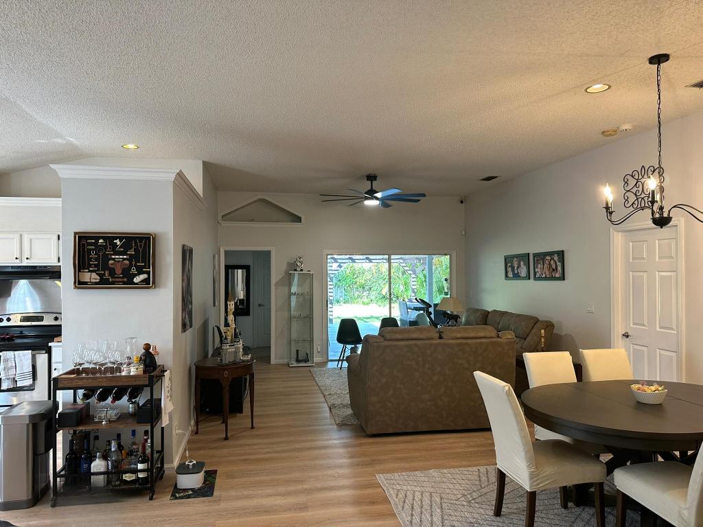 1011 Song Sparrow Lane