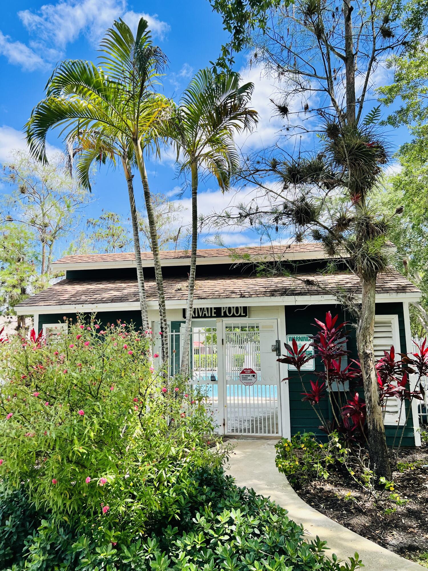 457 Golden Wood Way