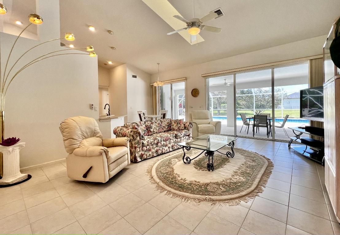 15885 Schweizer Court