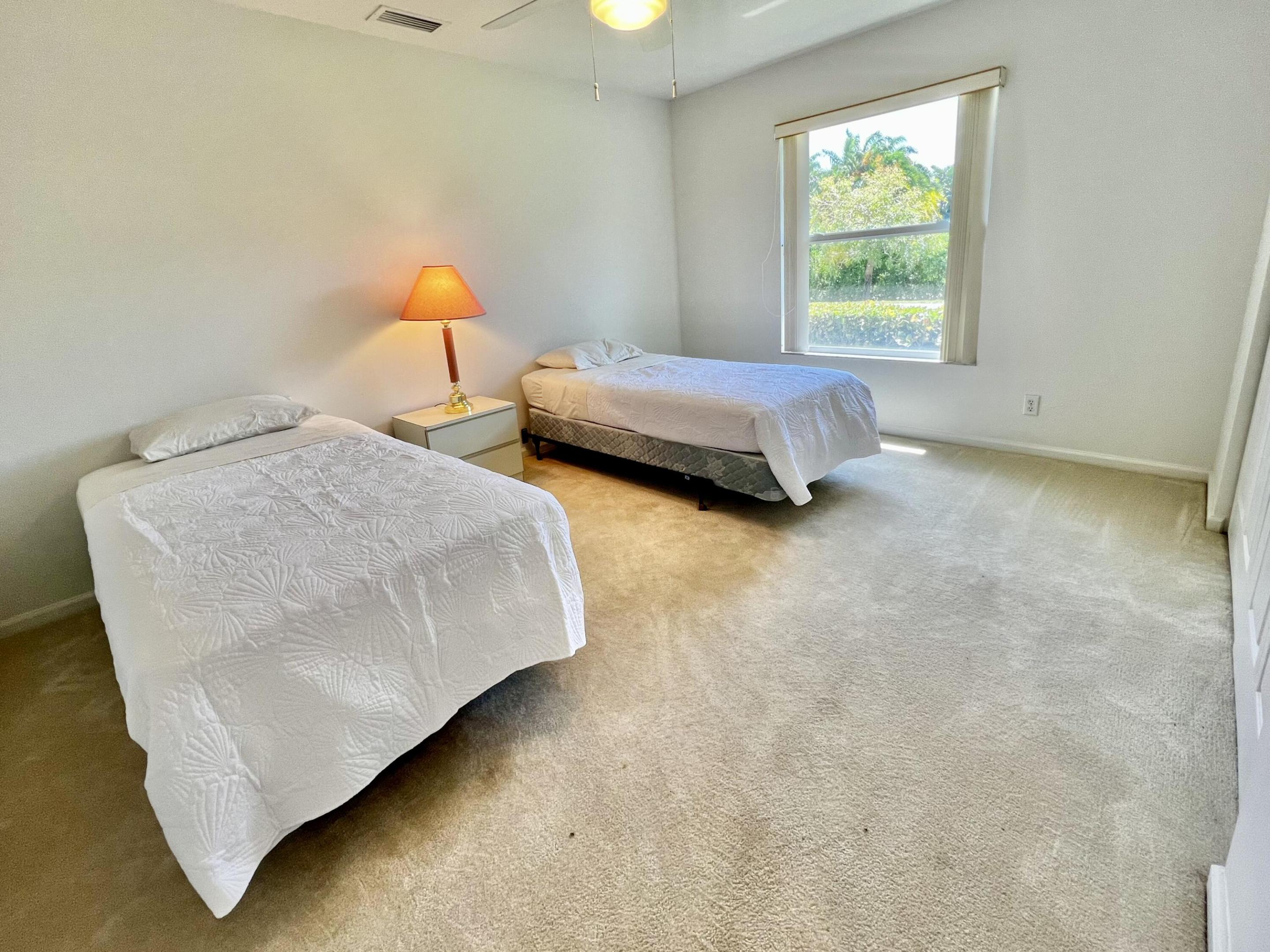 15885 Schweizer Court