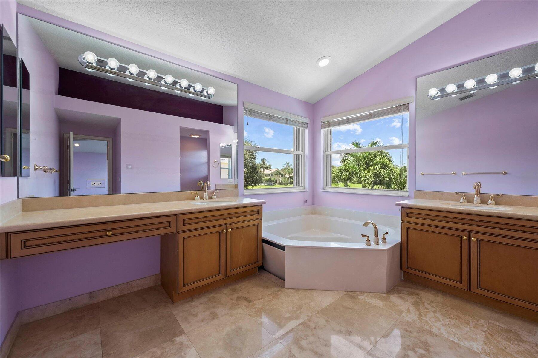 1674 E Classical Boulevard