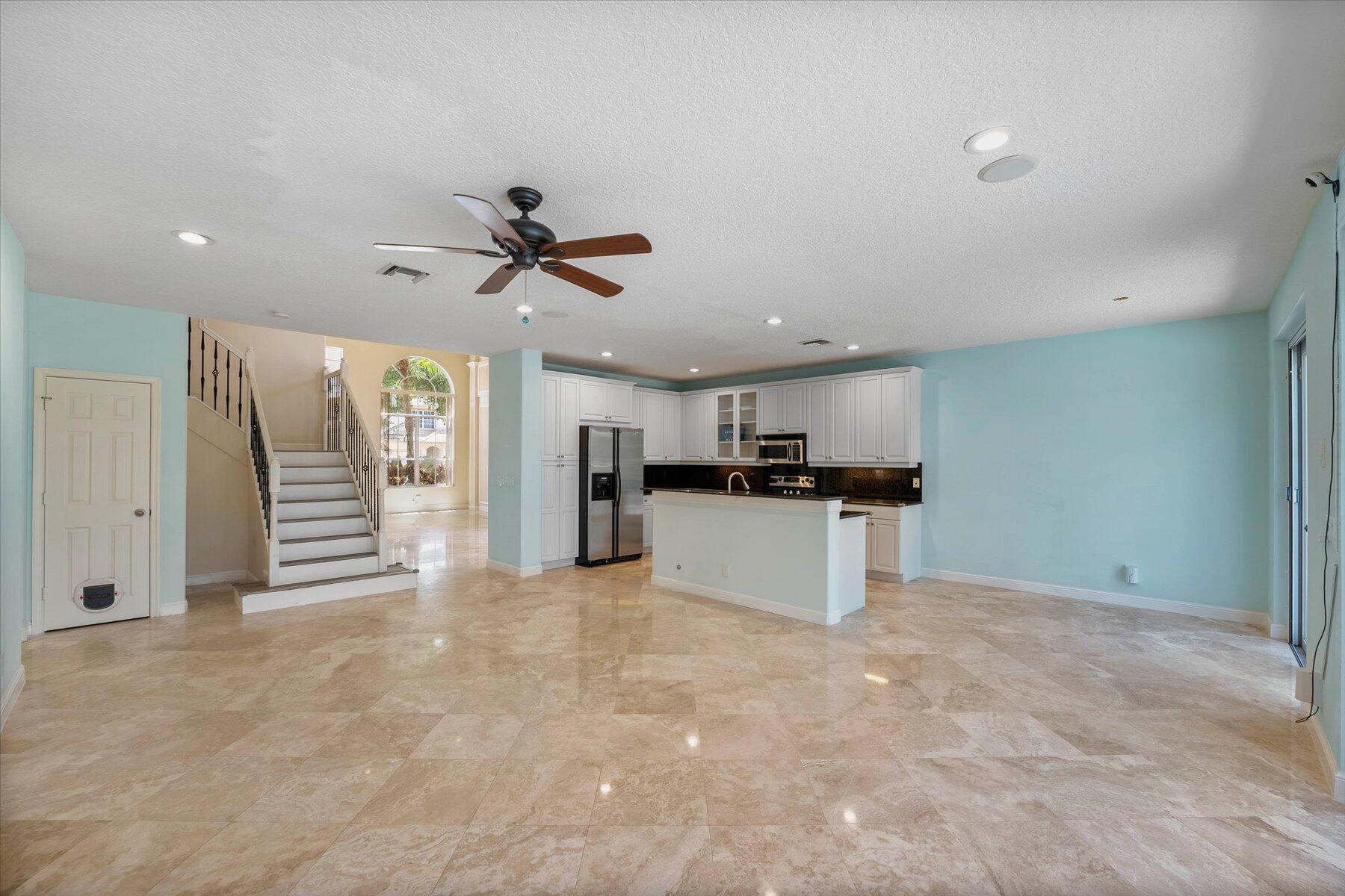 1674 E Classical Boulevard