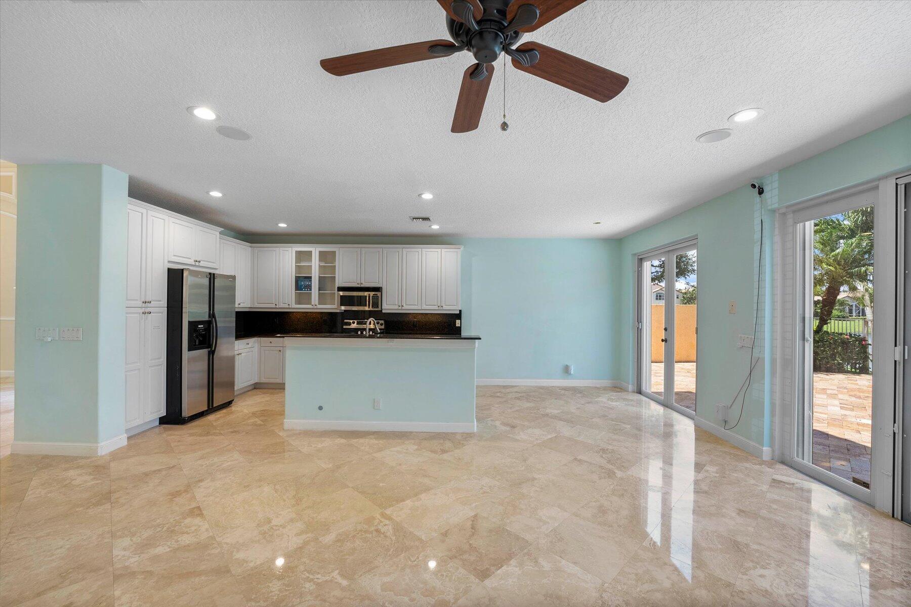 1674 E Classical Boulevard