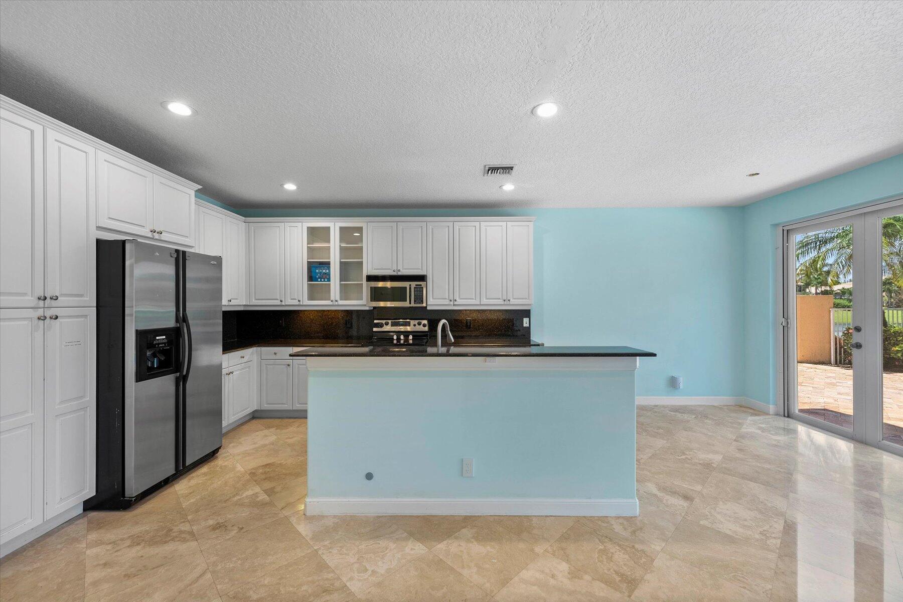 1674 E Classical Boulevard