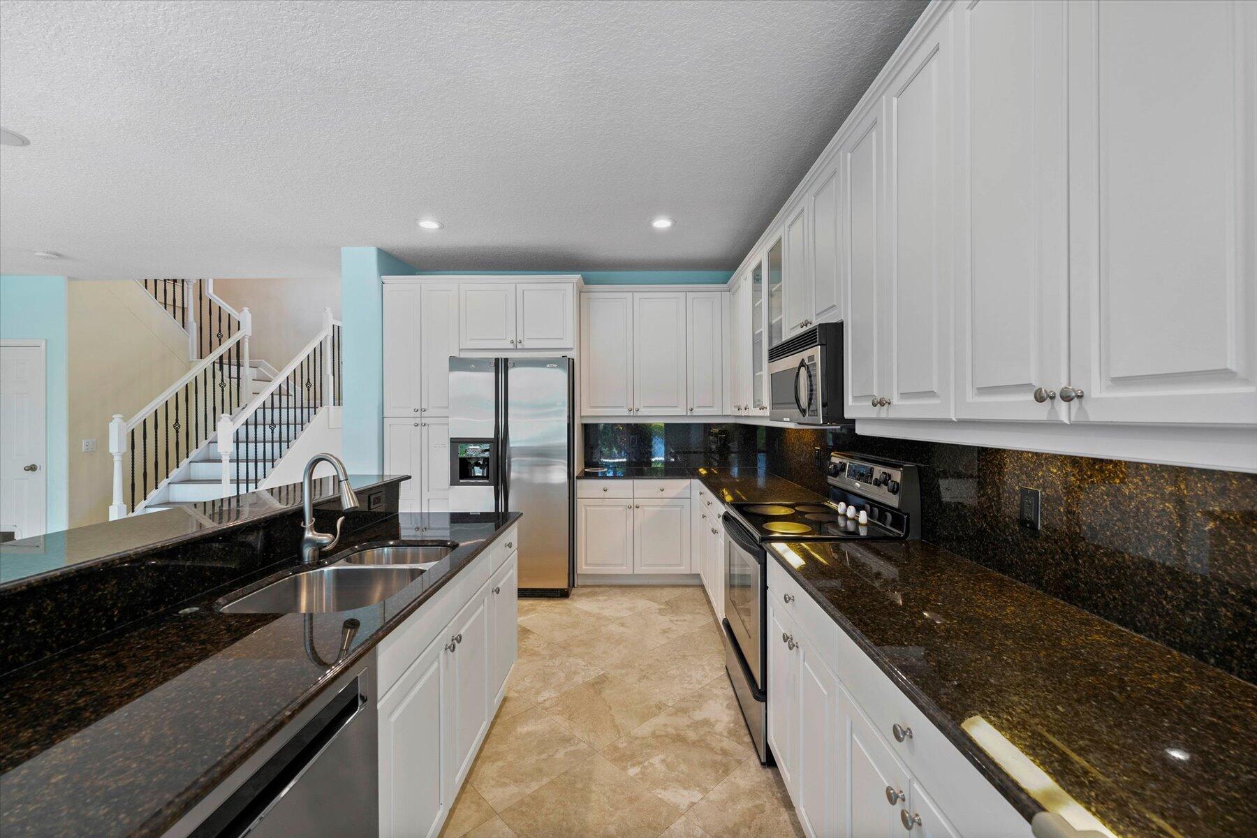 1674 E Classical Boulevard