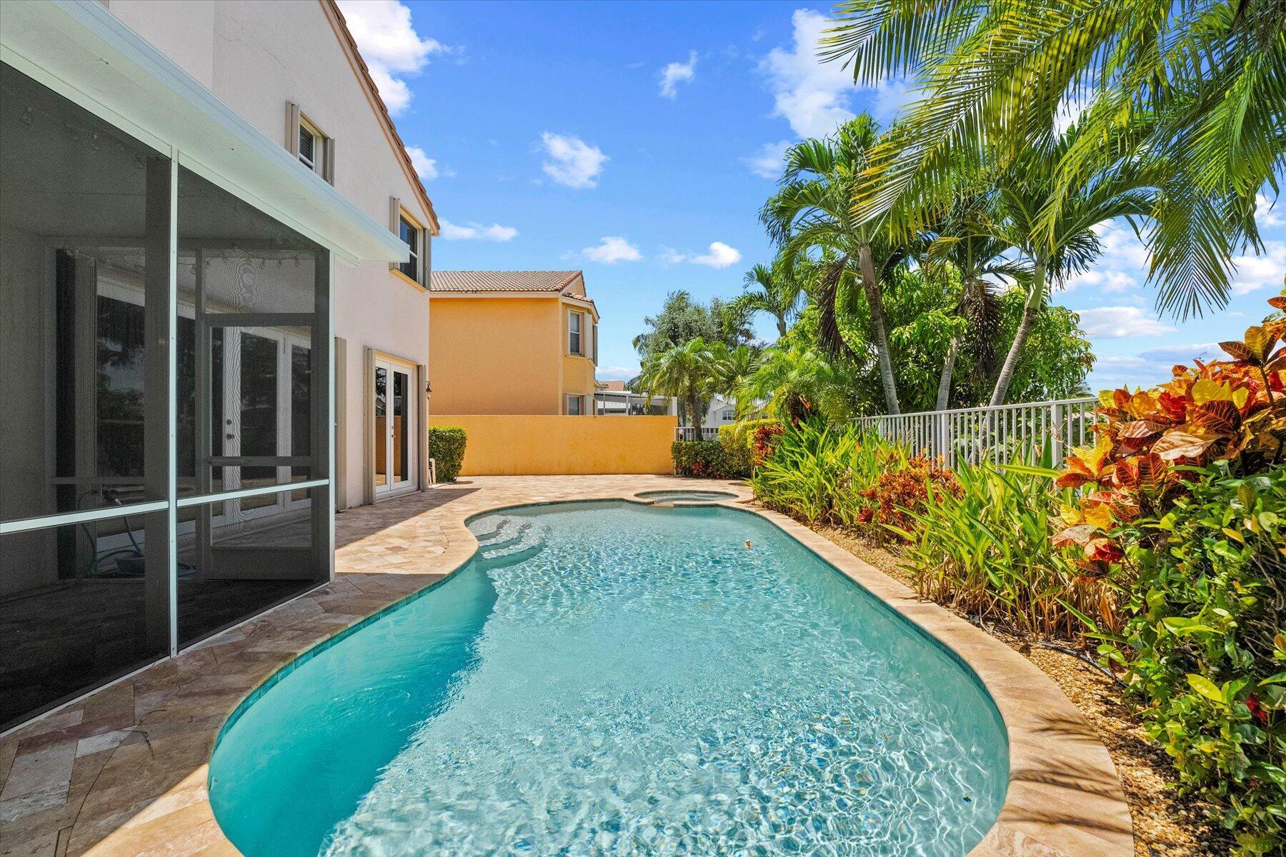 1674 E Classical Boulevard