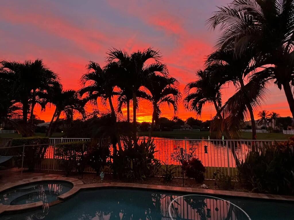 1674 E Classical Boulevard