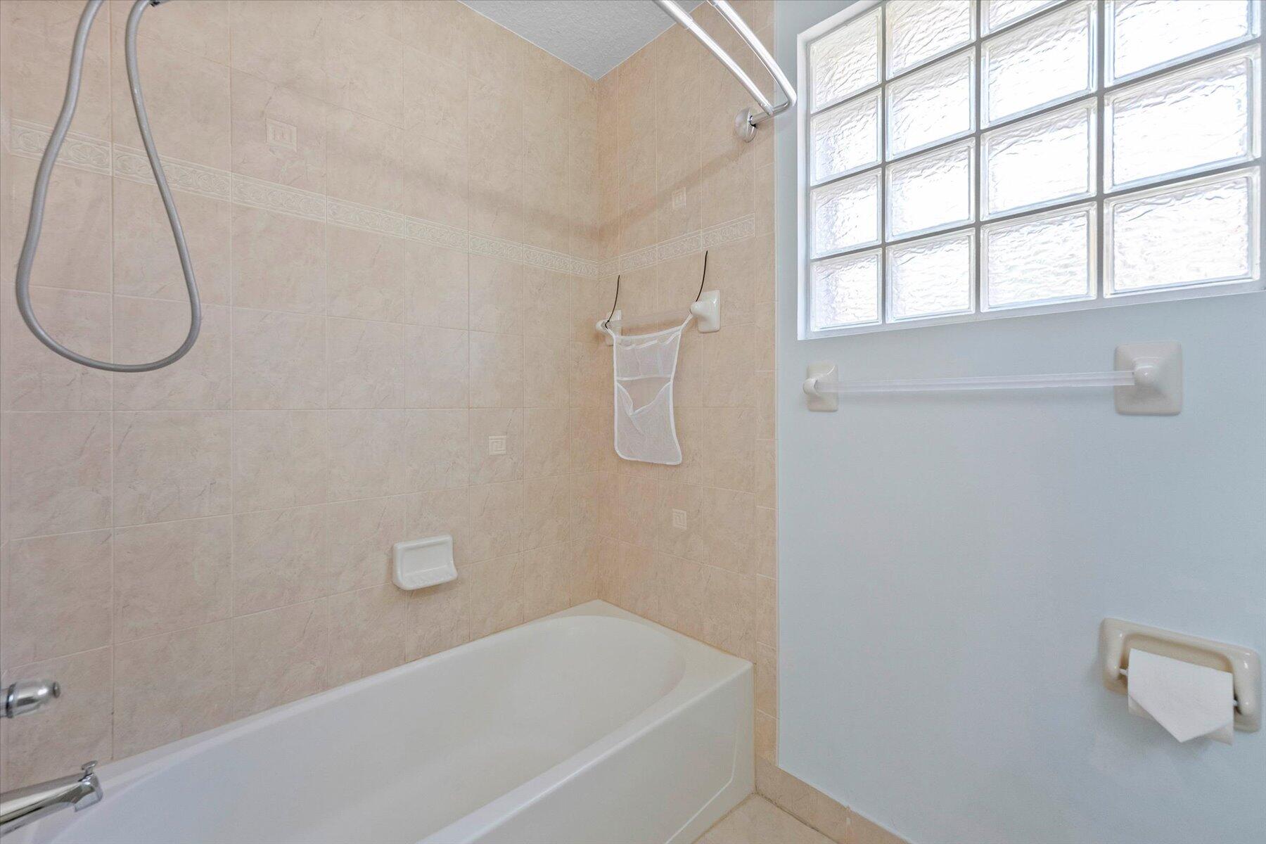 1674 E Classical Boulevard