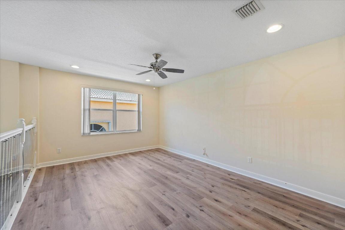 1674 E Classical Boulevard