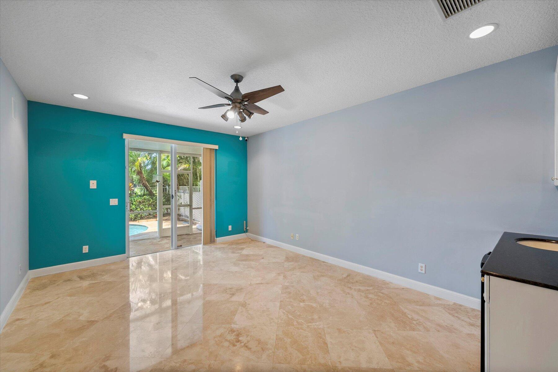 1674 E Classical Boulevard