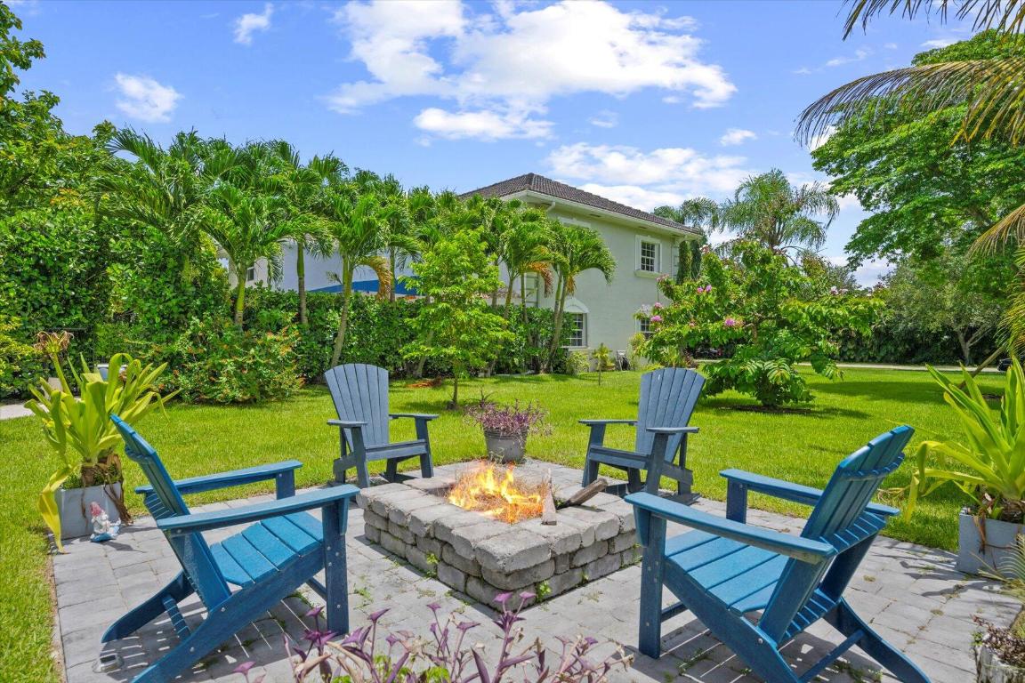 2900 Greenbriar Boulevard