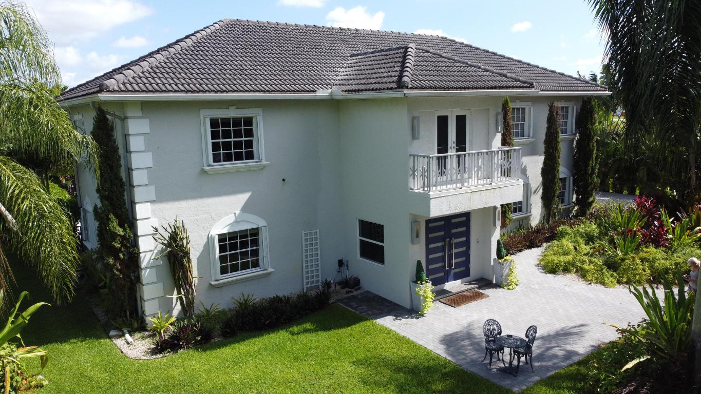 2900 Greenbriar Boulevard