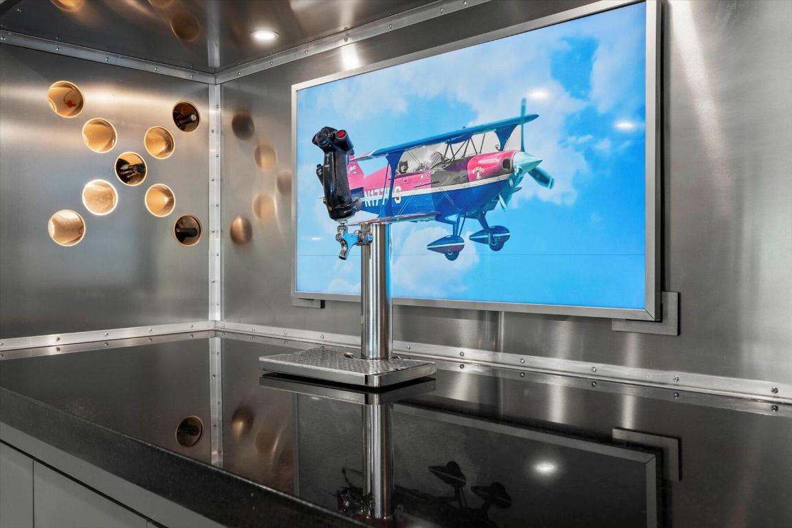 2900 Greenbriar Boulevard