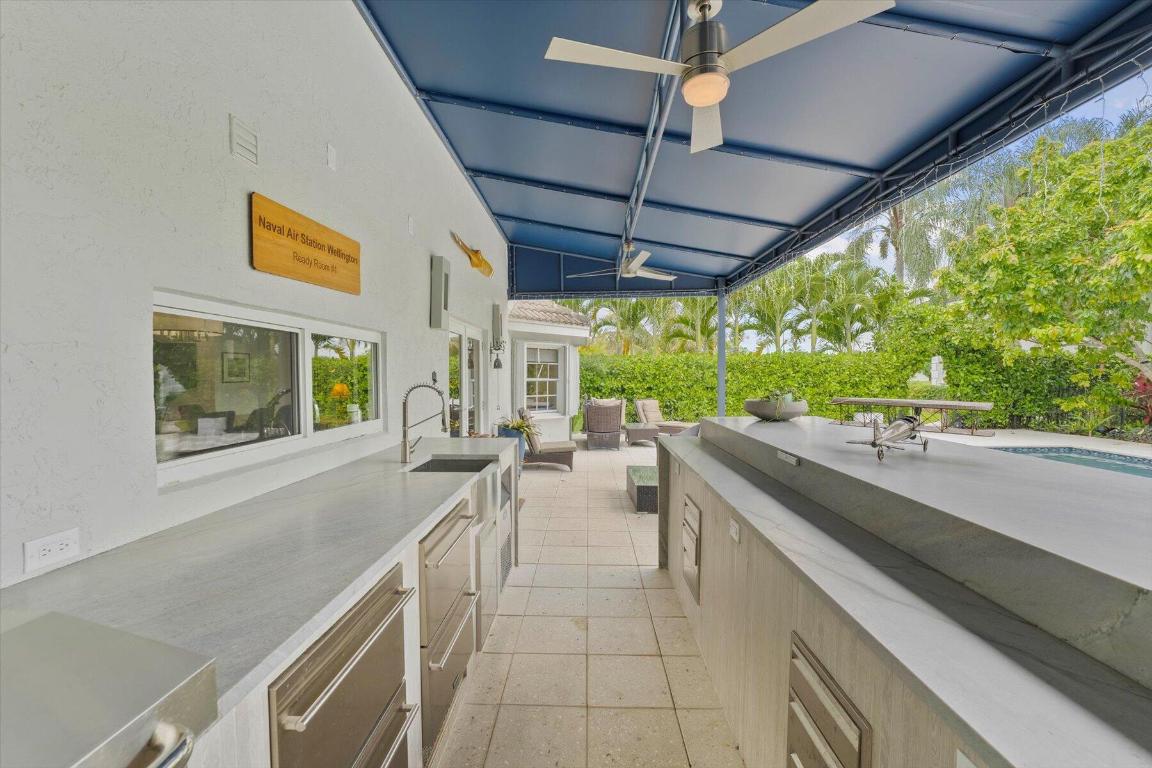 2900 Greenbriar Boulevard