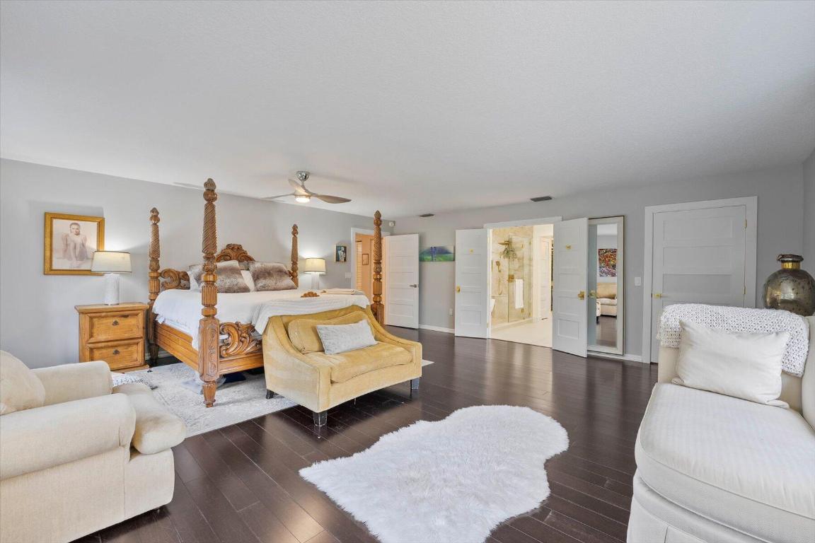 2900 Greenbriar Boulevard