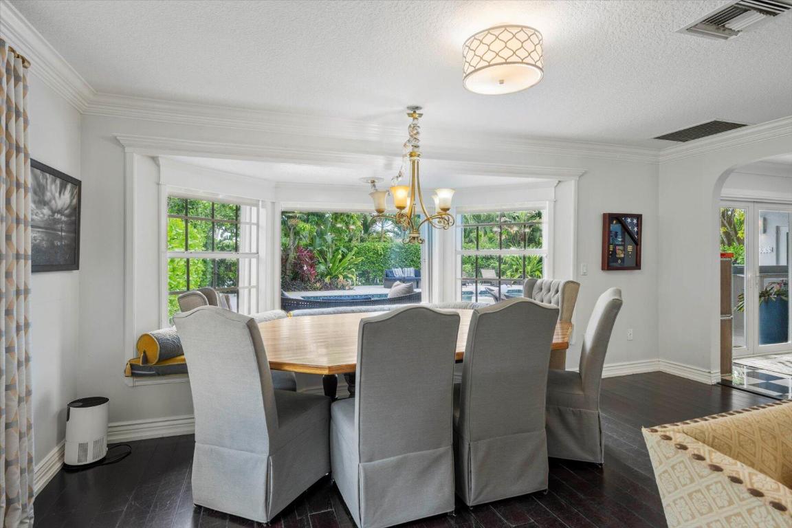 2900 Greenbriar Boulevard