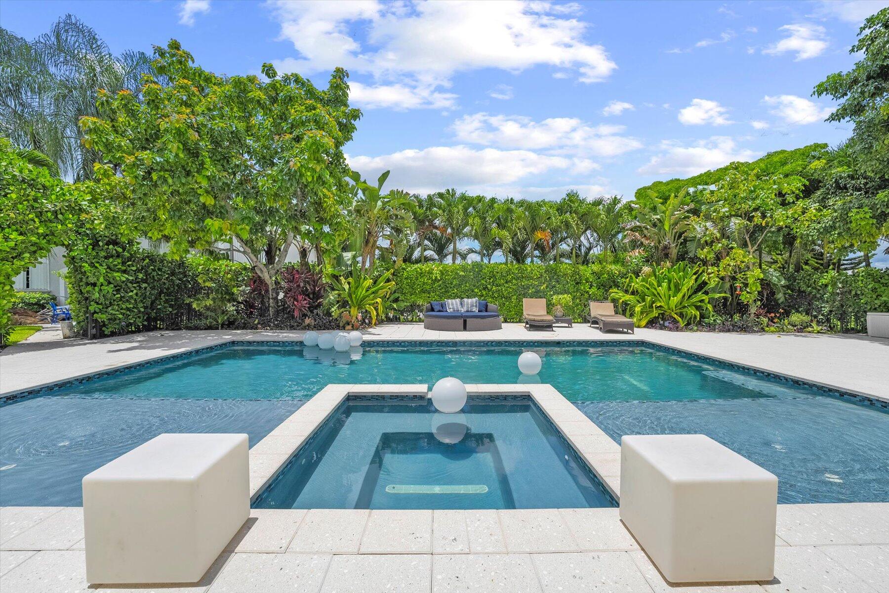 2900 Greenbriar Boulevard