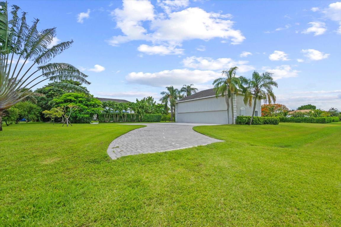 2900 Greenbriar Boulevard