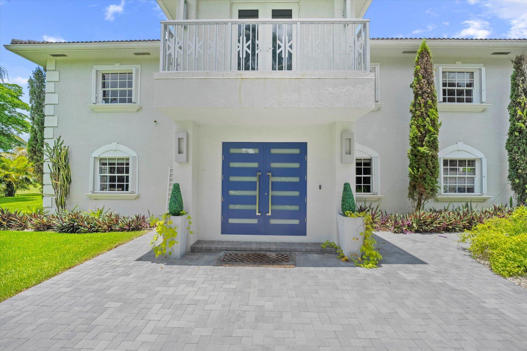 2900 Greenbriar Boulevard