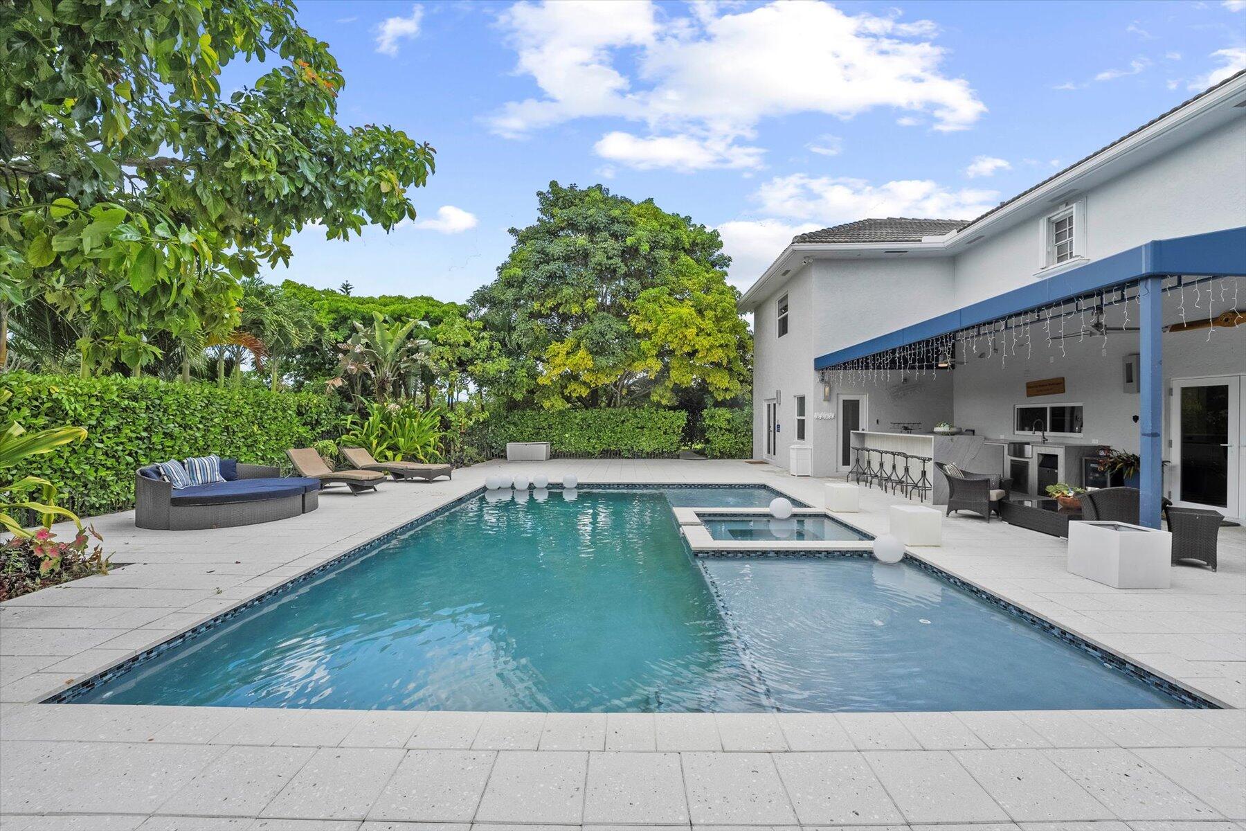 2900 Greenbriar Boulevard