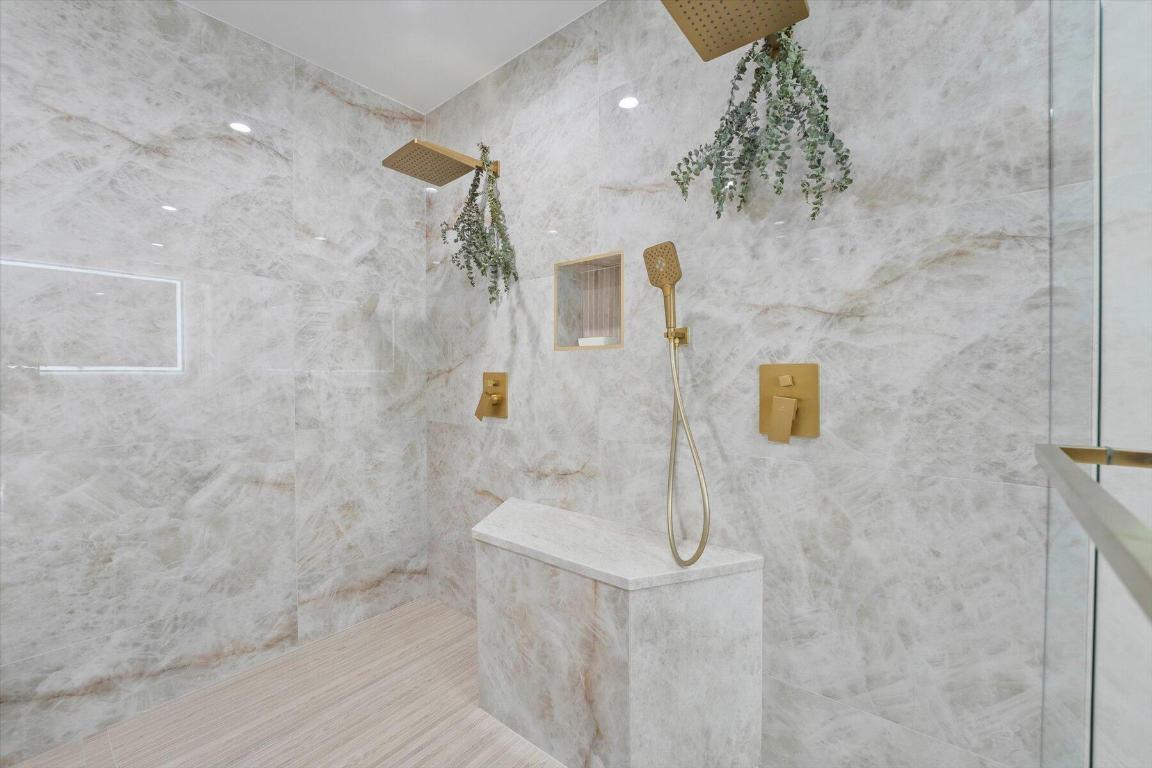 2900 Greenbriar Boulevard