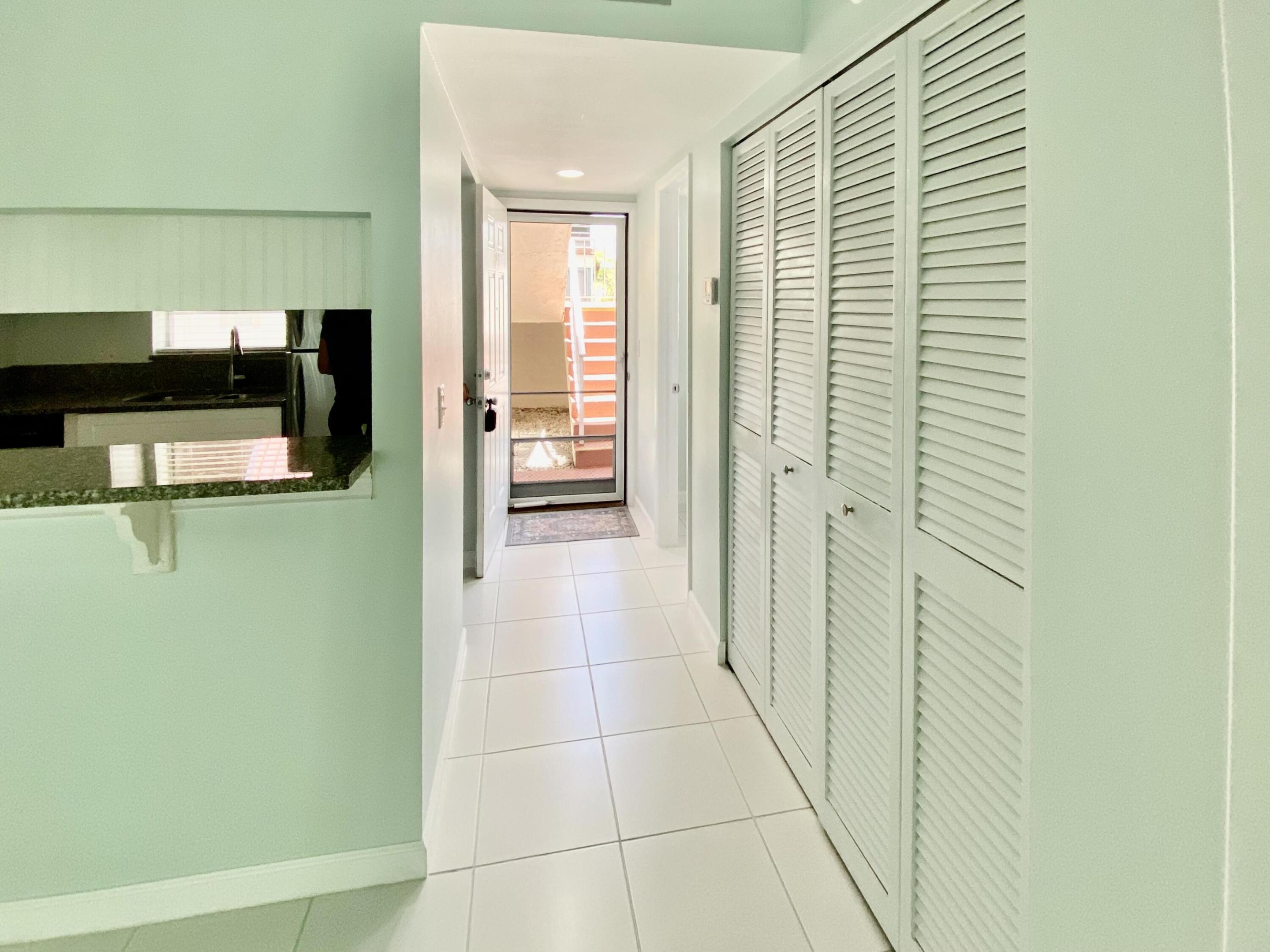 12023 W Greenway Drive 105