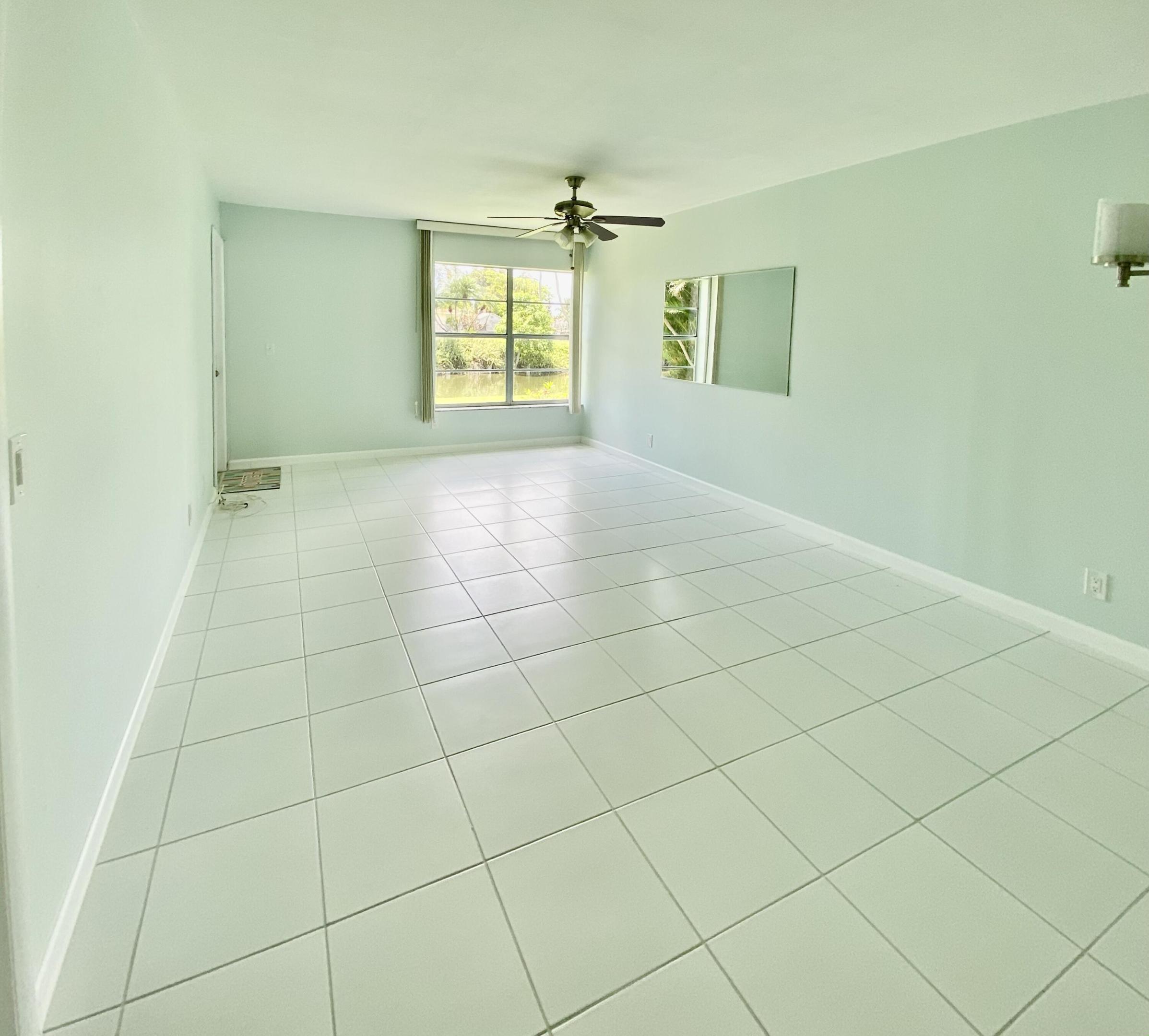 12023 W Greenway Drive 105