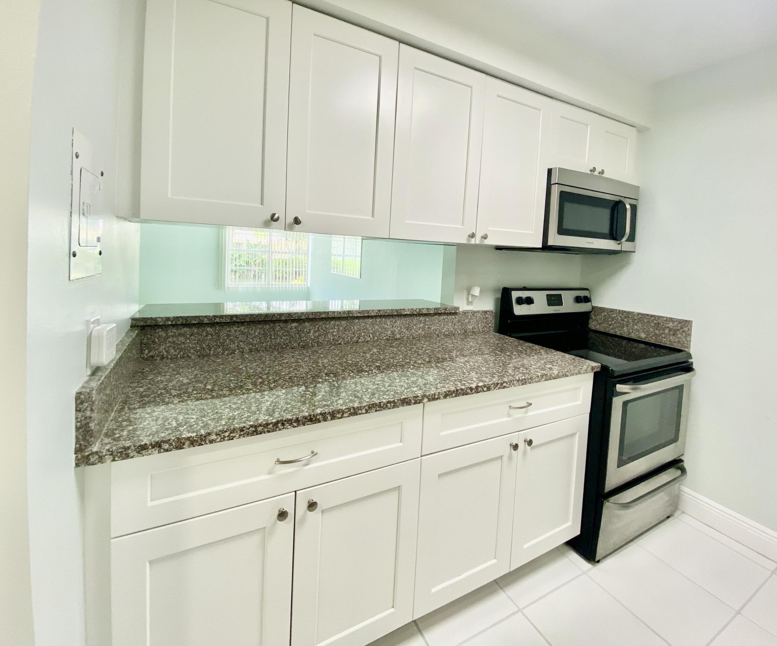 12023 W Greenway Drive 105