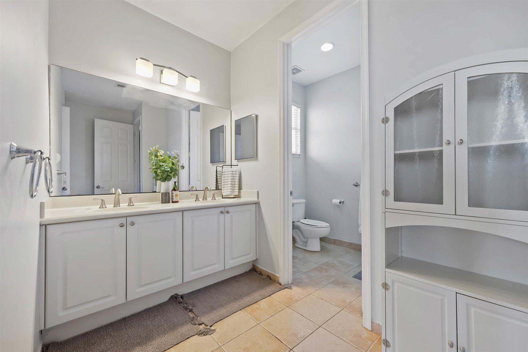 4902 Forest Dale Drive