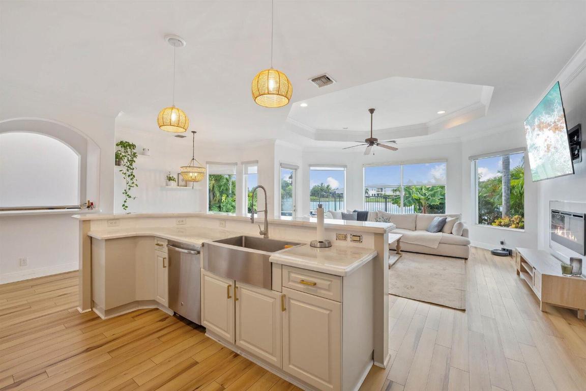 4902 Forest Dale Drive