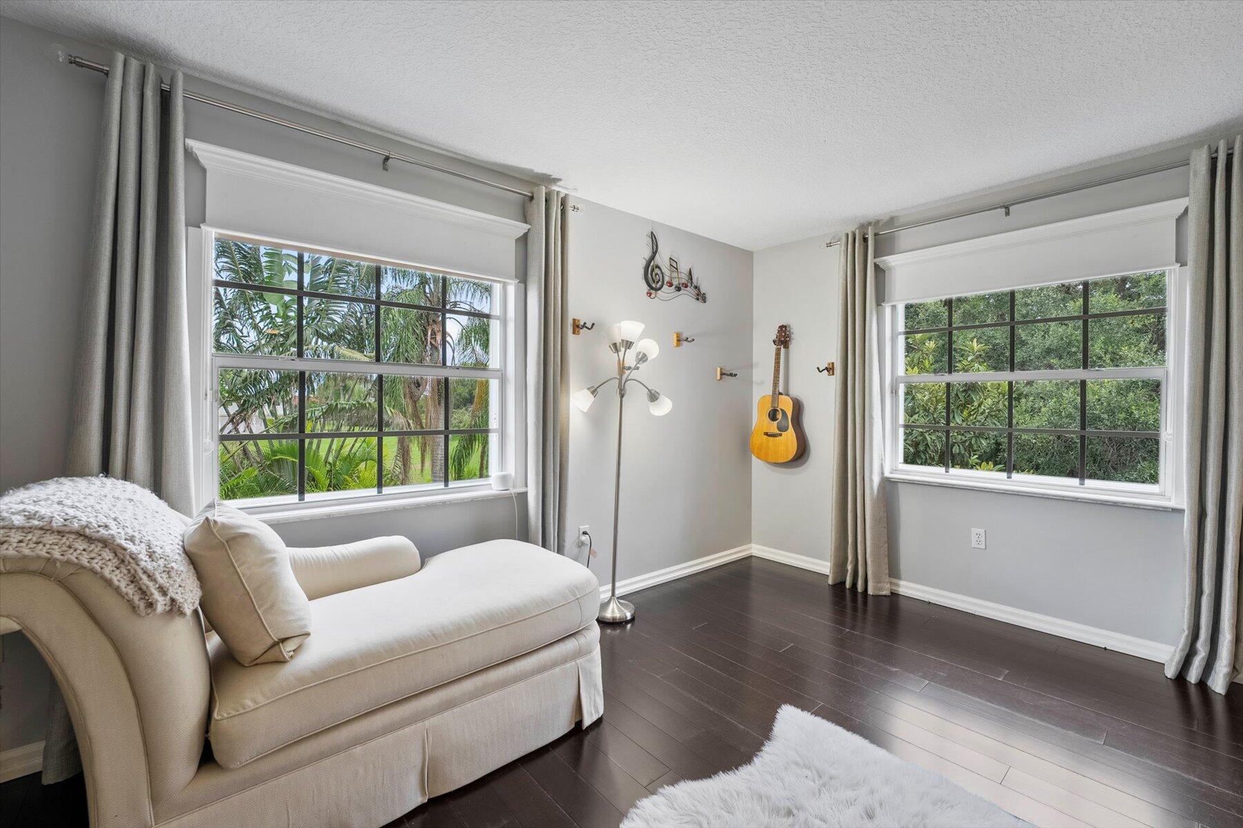 2900 Greenbriar Boulevard