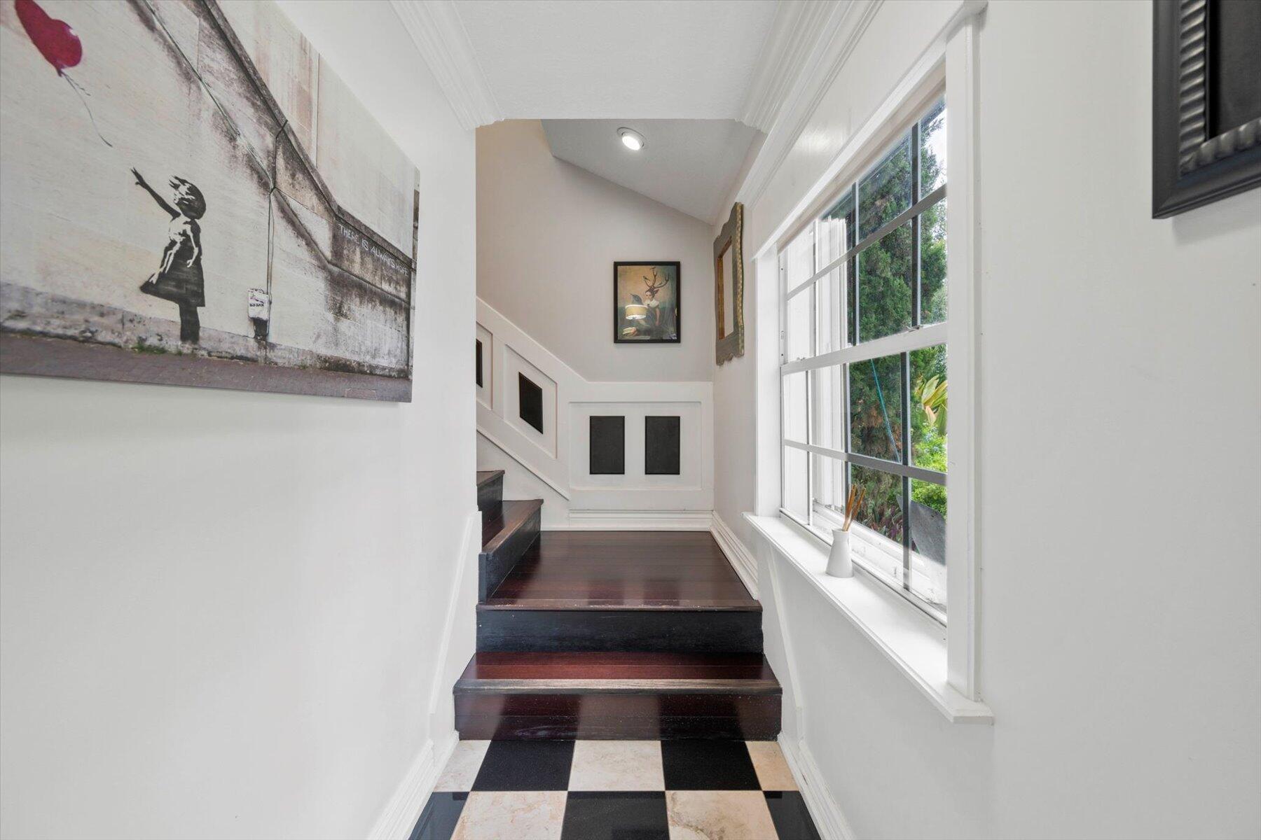 2900 Greenbriar Boulevard