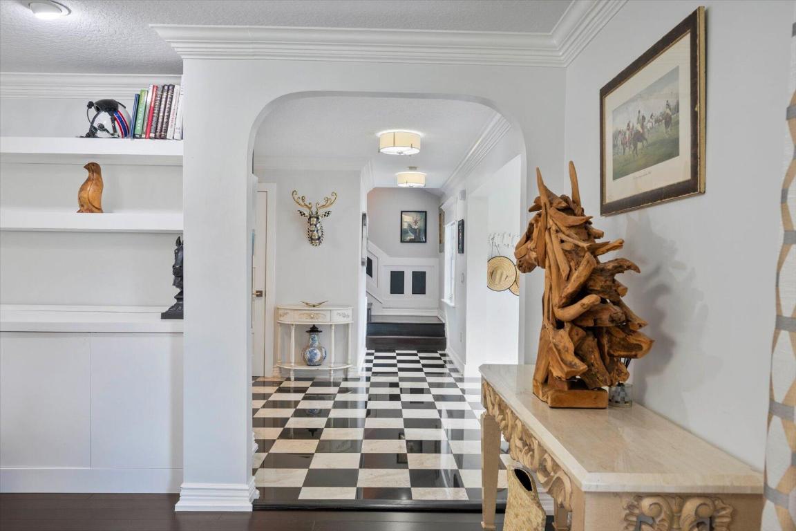 2900 Greenbriar Boulevard