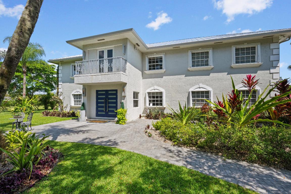 2900 Greenbriar Boulevard