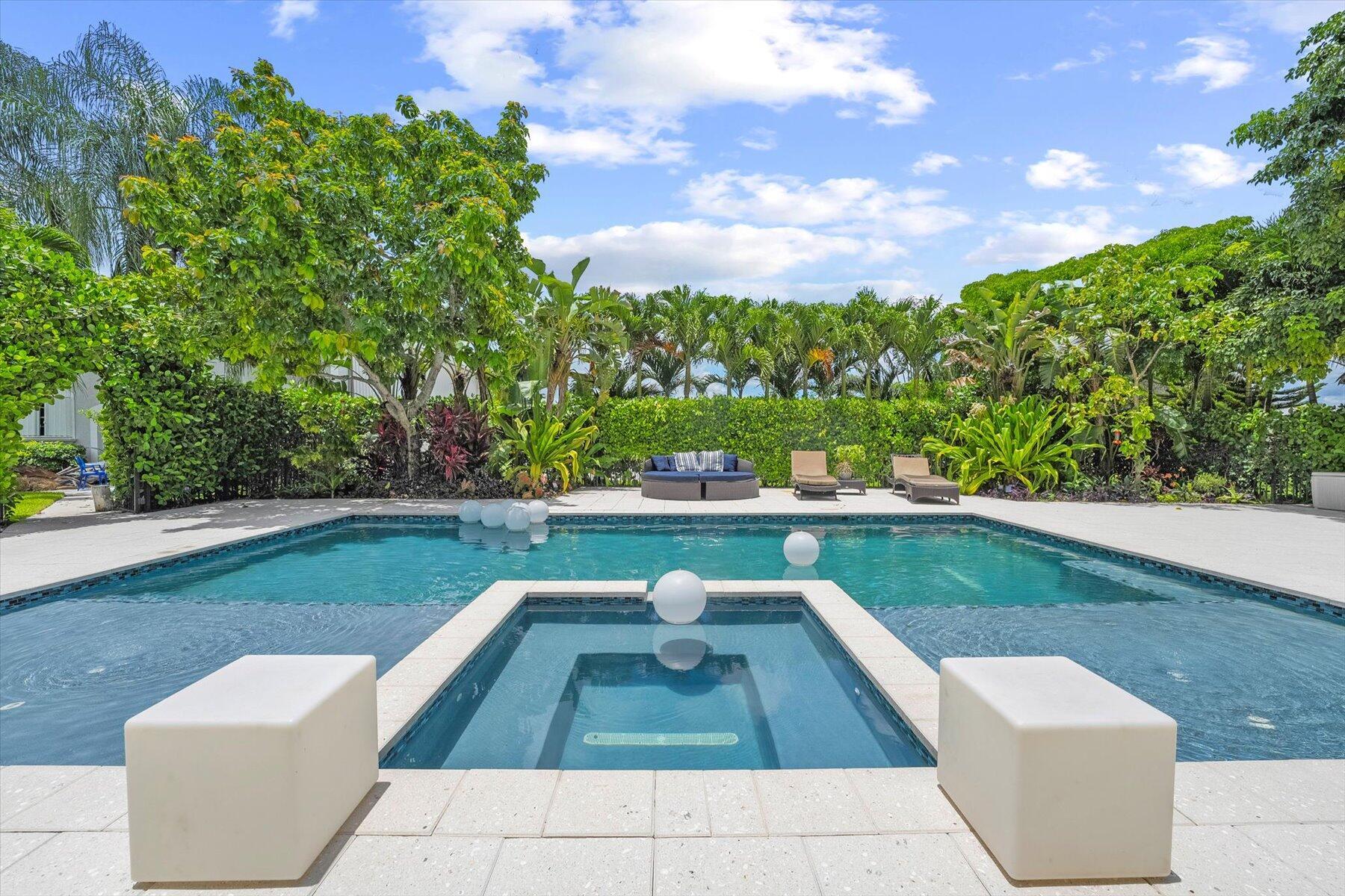 2900 Greenbriar Boulevard