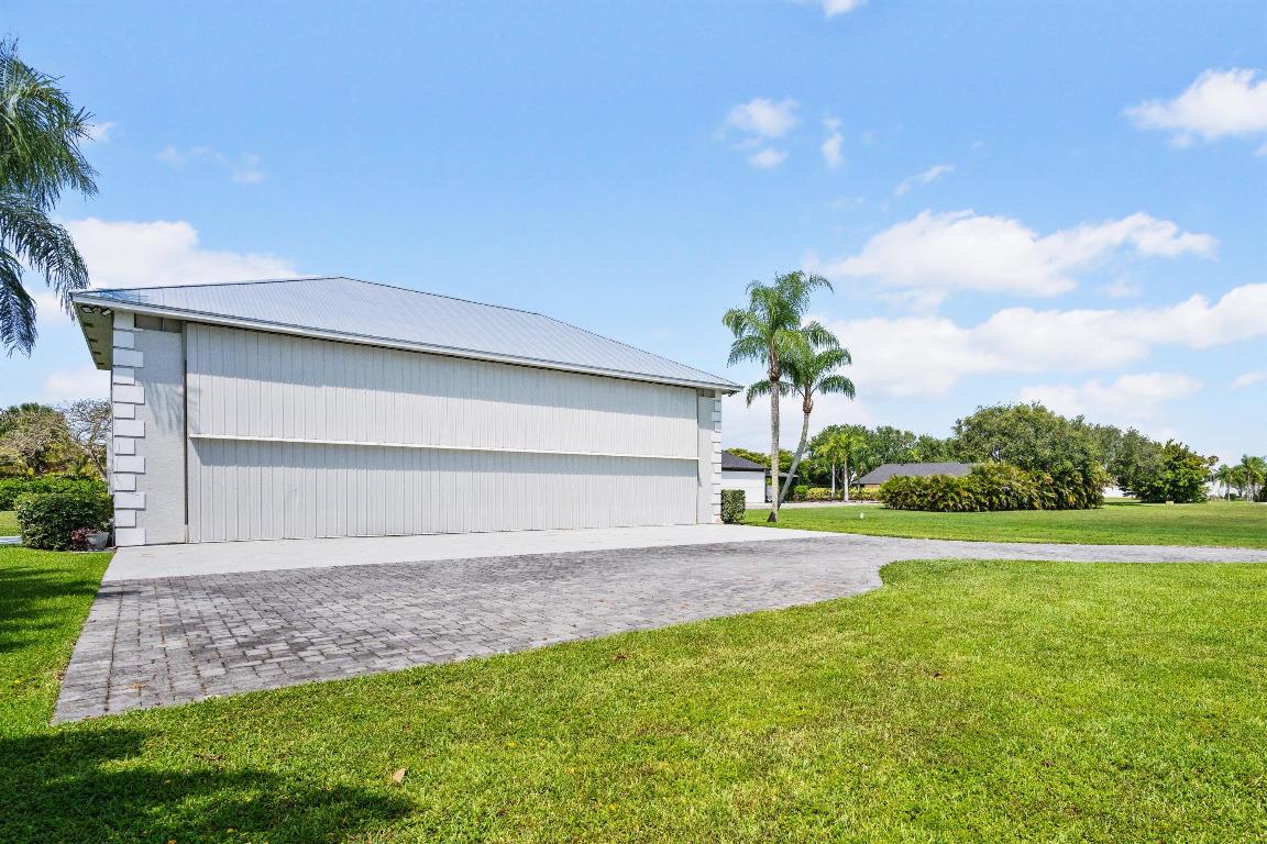 2900 Greenbriar Boulevard