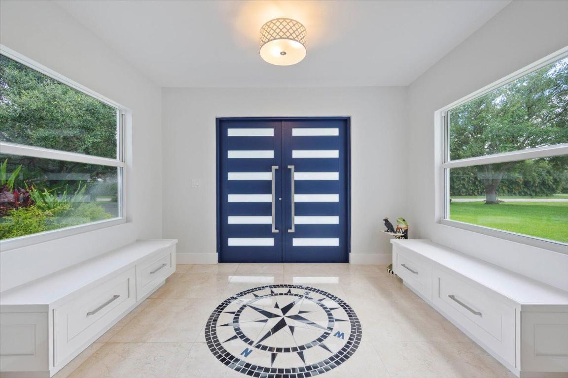 2900 Greenbriar Boulevard