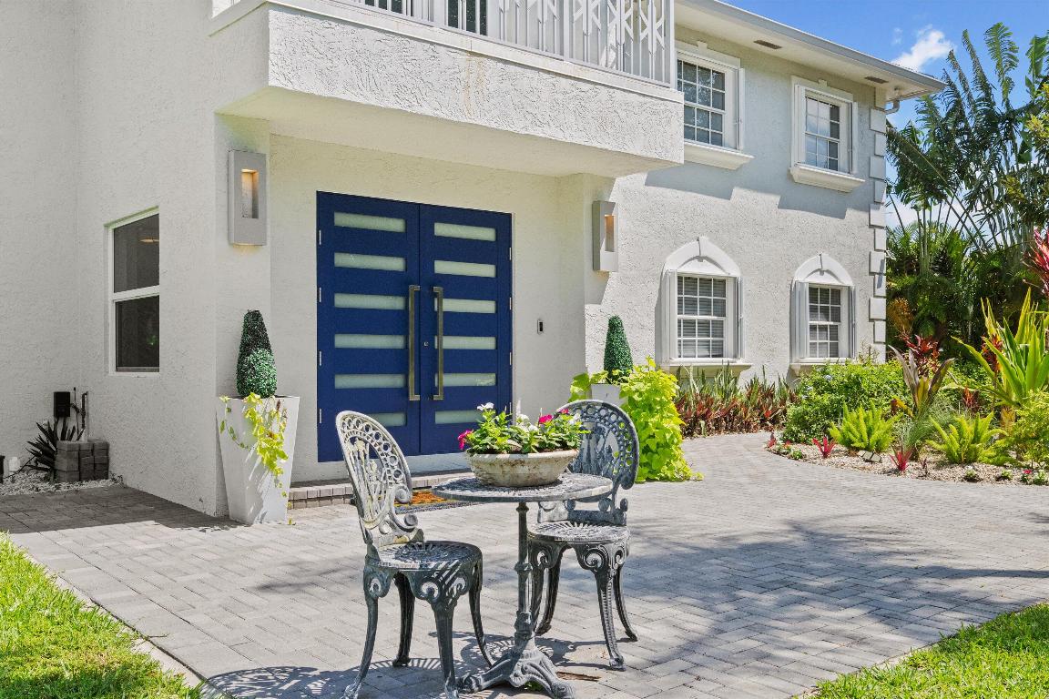 2900 Greenbriar Boulevard