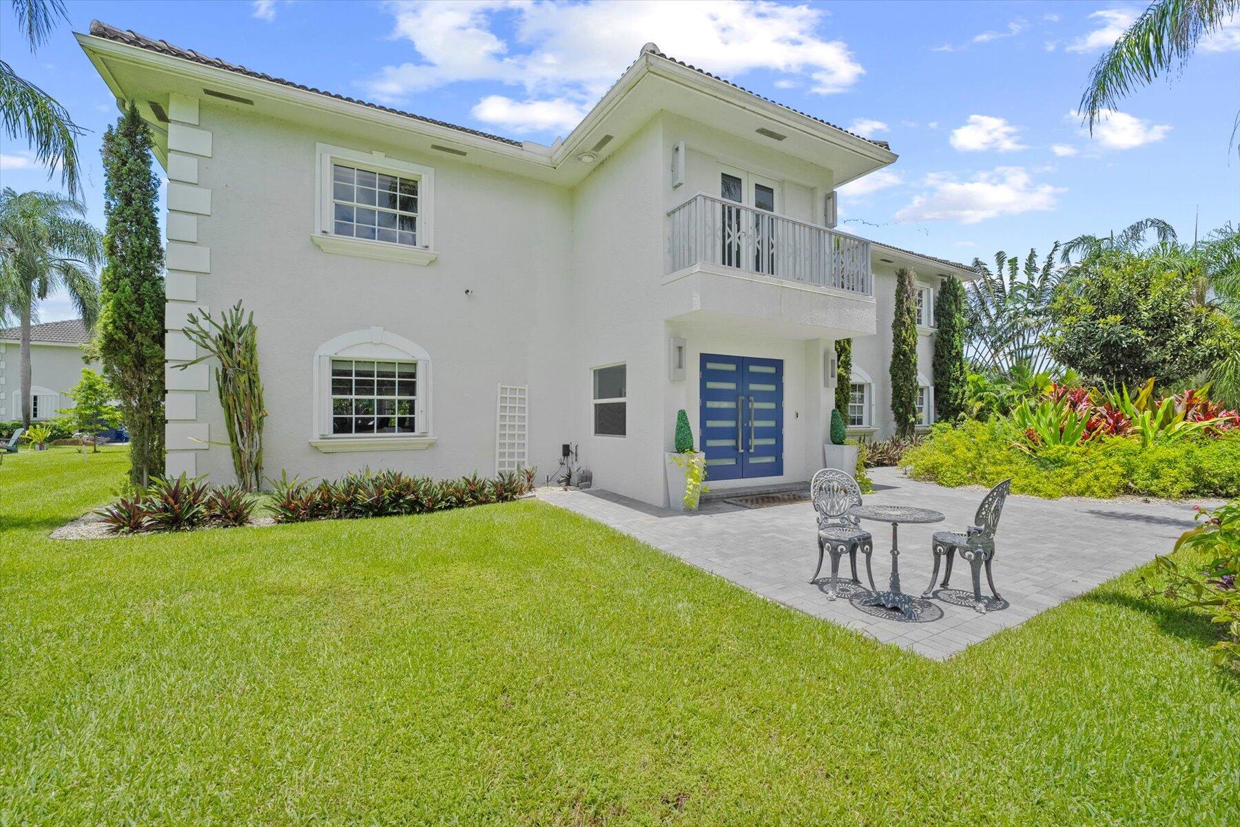 2900 Greenbriar Boulevard